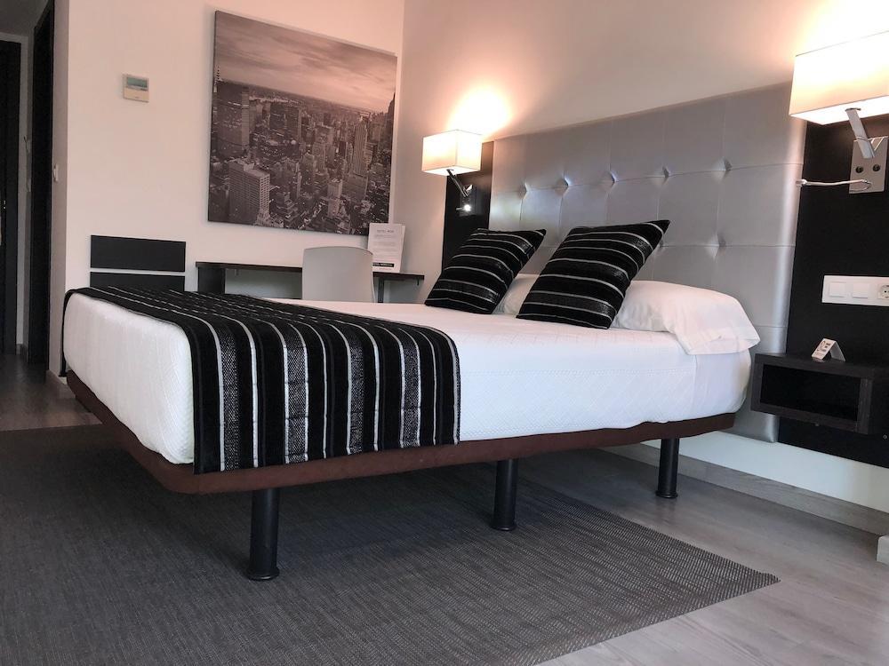 Hotel נויה מראה חיצוני תמונה